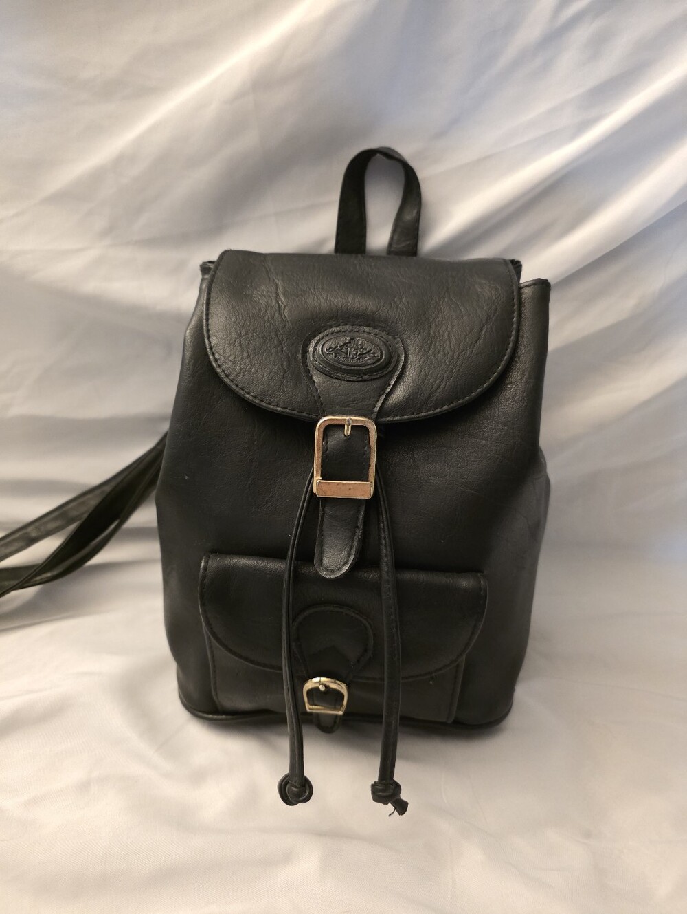 VTG Black Leather Women’s Backpack with Gold Buckle